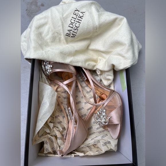 Badgley Mischka Heels - Picture 6 of 6